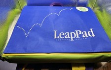 Usado, Sistema de aprendizado Leap Pad/Frog com estojo de transporte 4 livros e cartuchos testados e funcionando comprar usado  Enviando para Brazil