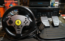 THRUSTMASTER Universal Challenge 5-in-1 Racing Wheel v.4 Ferrari-Playstation Wii comprar usado  Enviando para Brazil