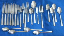 Pieces oneida hera for sale  Milton