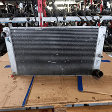 17117792832 radiatore bmw usato  Italia