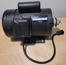 Delta table saw for sale  Greentown