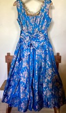 Superbe robe soir d'occasion  Puy-l'Évêque