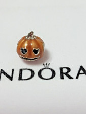 Charm pandora citrouille d'occasion  Viarmes