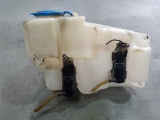 Vaschetta acqua tergicristalli usato Vaschetta acqua tergicristalli usato  Italia