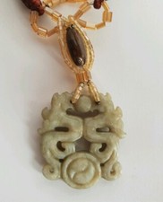 Beau pendentif sculpté d'occasion  Villiers-sur-Marne