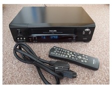 Philips vr685 stereo usato  Lama Mocogno