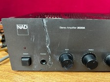 Amplificatore stereo nad usato  Spedire a Italy