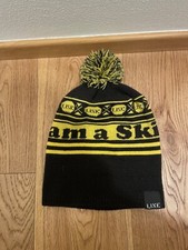 Berretto beanie line usato  Roma
