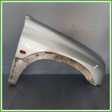 Parafango carrozzeria anterior usato  Cona