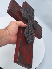 Cruz de ferro fundido em madeira envelhecida, arte de parede decorativa rústica em camadas 15" X 10" comprar usado  Enviando para Brazil