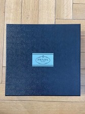 Boite packaging carrée d'occasion  Paris XI