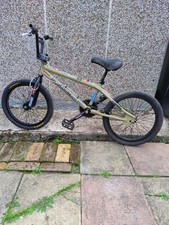 Mongoose rogue bmx for sale  CHESTERFIELD