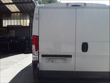 Porte battante fiat d'occasion  Saint-Gildas-des-Bois