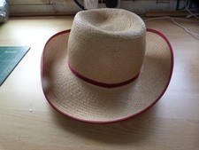 Straw hat women for sale  WARE