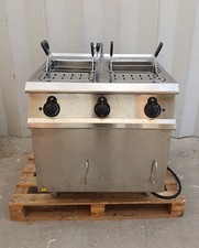 Bollitore elettrico doppia usato  Ardea