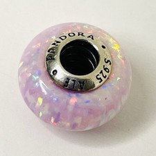 Charm pandora rosa usato  Spedire a Italy
