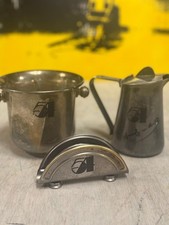assinado ANDY WARHOL - STUDIO 54 CONJUNTO ORIGINAL DE BARRAS DE OBJETOS DE FERRO DÉCADA DE 1980 comprar usado  Enviando para Brazil