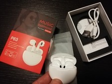 Auricolare bluetooth senza usato  Bologna