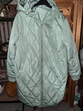 Dunnes green quilted for sale Dunnes green quilted for sale  CRAIGAVON