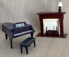 Usado, Lote de 4 Plásticos ~Ideal Baby Grand Piano com Banco, Lâmpada +Lareira de Renovação~ 1:12 comprar usado  Enviando para Brazil