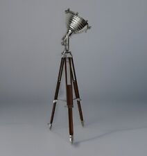Piantana ricavata faro usato  Italia