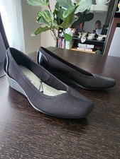 Woman dress shoes for sale  Chicago