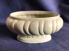 Small pedestal urn. for sale  IPSWICH