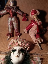 2 Sugar Loaf Classiques Arlequin Jester Doll bonecas de porcelana máscara bônus como está comprar usado 2 Sugar Loaf Classiques Arlequin Jester Doll bonecas de porcelana máscara bônus como está comprar usado  Enviando para Brazil