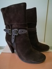Stivaletto tronchetto camoscio usato  Alife