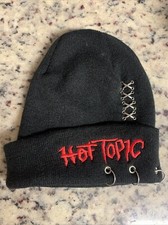 Chapéu boné gorro preto logotipo old school HOT TOPIC tamanho único, usado comprar usado  Enviando para Brazil