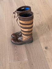 Girls kanyon country for sale  CRIEFF