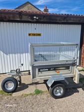 Daxara 107 caged for sale  BATLEY