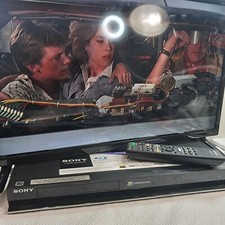 Leitor de DVD Sony Smart 3D Blu Ray BDP-S570 com controle remoto WiFi HD completo 1080p FUNCIONA comprar usado Leitor de DVD Sony Smart 3D Blu Ray BDP-S570 com controle remoto WiFi HD completo 1080p FUNCIONA comprar usado  Enviando para Brazil