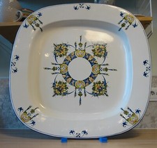 Rare plat faience d'occasion  Fresnes-sur-Escaut