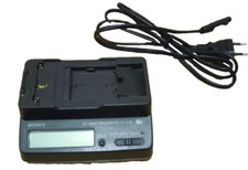 Sony v700 chargeur d'occasion  Pierrefitte-sur-Seine