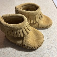 New minnetonka baby for sale  Danvers