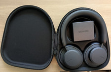 Urbanista miami wireless for sale  SHEFFIELD