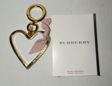 Chaveiro/bolsa berloque Burberry tom dourado coração com fita - NOVO na caixa comprar usado  Enviando para Brazil