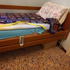 Letto elettrico articolabile usato  Sarzana