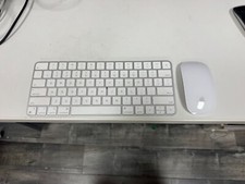 apple keyboard d'occasion  Expédié en Belgium