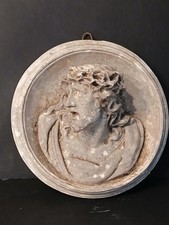 Médaillon christ plâtre d'occasion  Reims