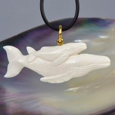 Pingente de baleia esculpido osso branco e ouro 18K Vermeil sobre prata esterlina 7,22 g, usado comprar usado  Enviando para Brazil