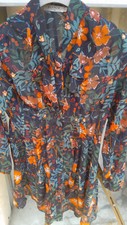 Vestito seta fiori usato  Casapesenna