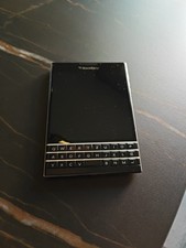 Blackberry passport nero usato  Verona