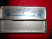 Porte crayon staedtler d'occasion  Frénouville
