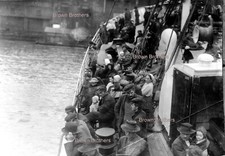 Negativos fotográficos filme 1912 RMS Titanic Survivors on Deck of Carpathia #1 (2 peças) comprar usado  Enviando para Brazil