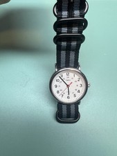 Relógio de quartzo Timex Weekender – Indiglo, 30M WR, bateria nova + pulseira OTAN comprar usado  Enviando para Brazil