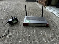 ZyXEL USG40W Bezprzewodowa ujednolicona brama bezpieczeństwa na sprzedaż  Wysyłka do Poland
