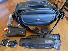 Câmera Filmadora Canon ES90 Vintage Anos 90 8mm Câmera, Bolsa, Cabos, Controle Remoto - Vendida como está comprar usado Câmera Filmadora Canon ES90 Vintage Anos 90 8mm Câmera, Bolsa, Cabos, Controle Remoto - Vendida como está comprar usado  Enviando para Brazil