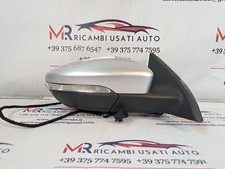 Specchietto retrovisore destro usato  Italia